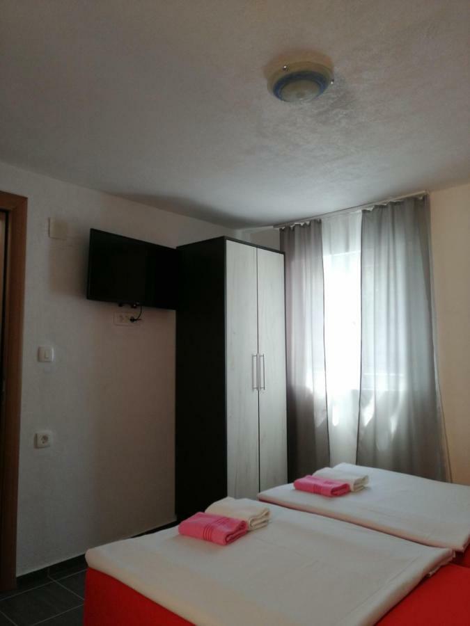 Sara Apartments Budva Ngoại thất bức ảnh